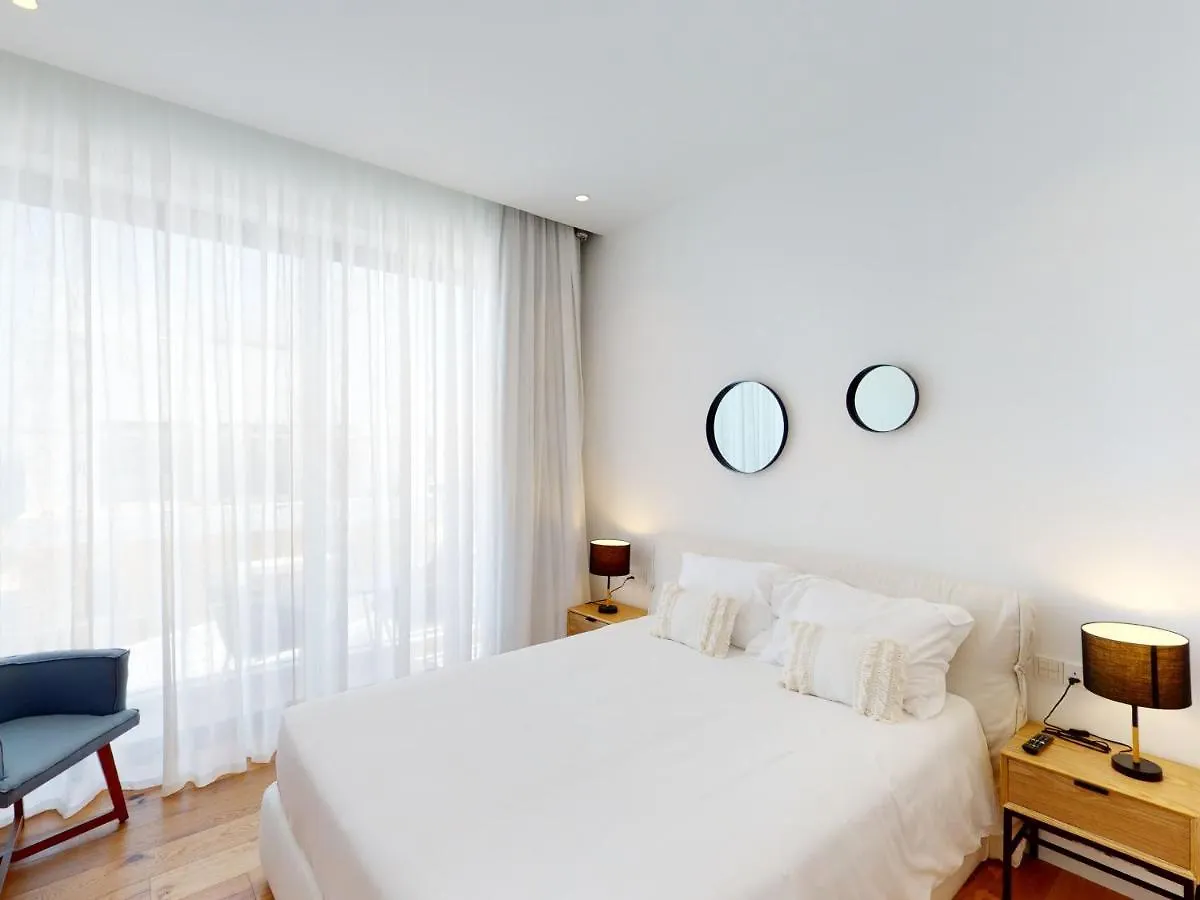 Sanders Bayfront Luxury Villas Protaras