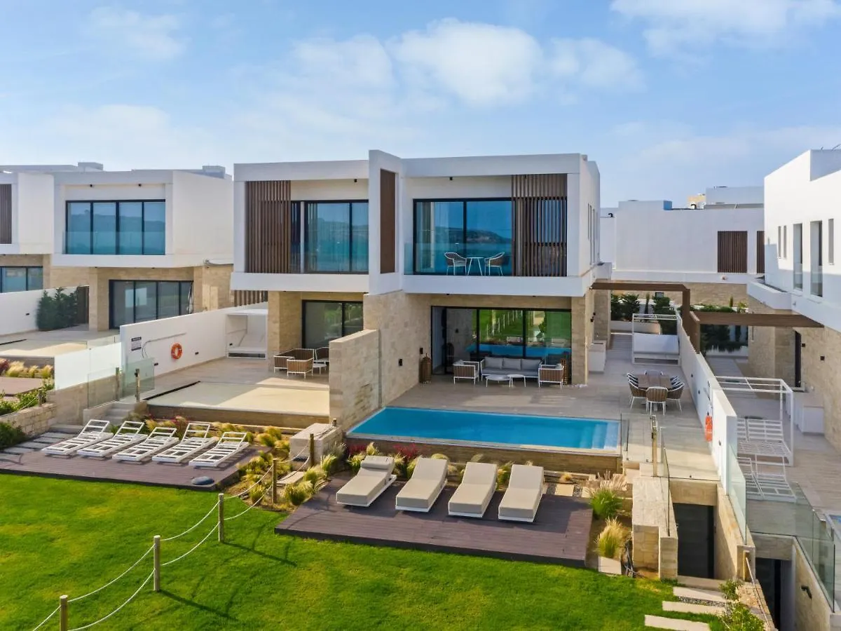 Sanders Bayfront Luxury Villas Protaras